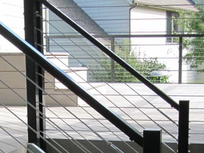 Post-to-Post Suppport Rail