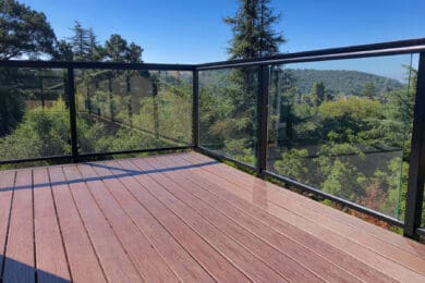Black Solid Glass Railing – San Rafael, TX
